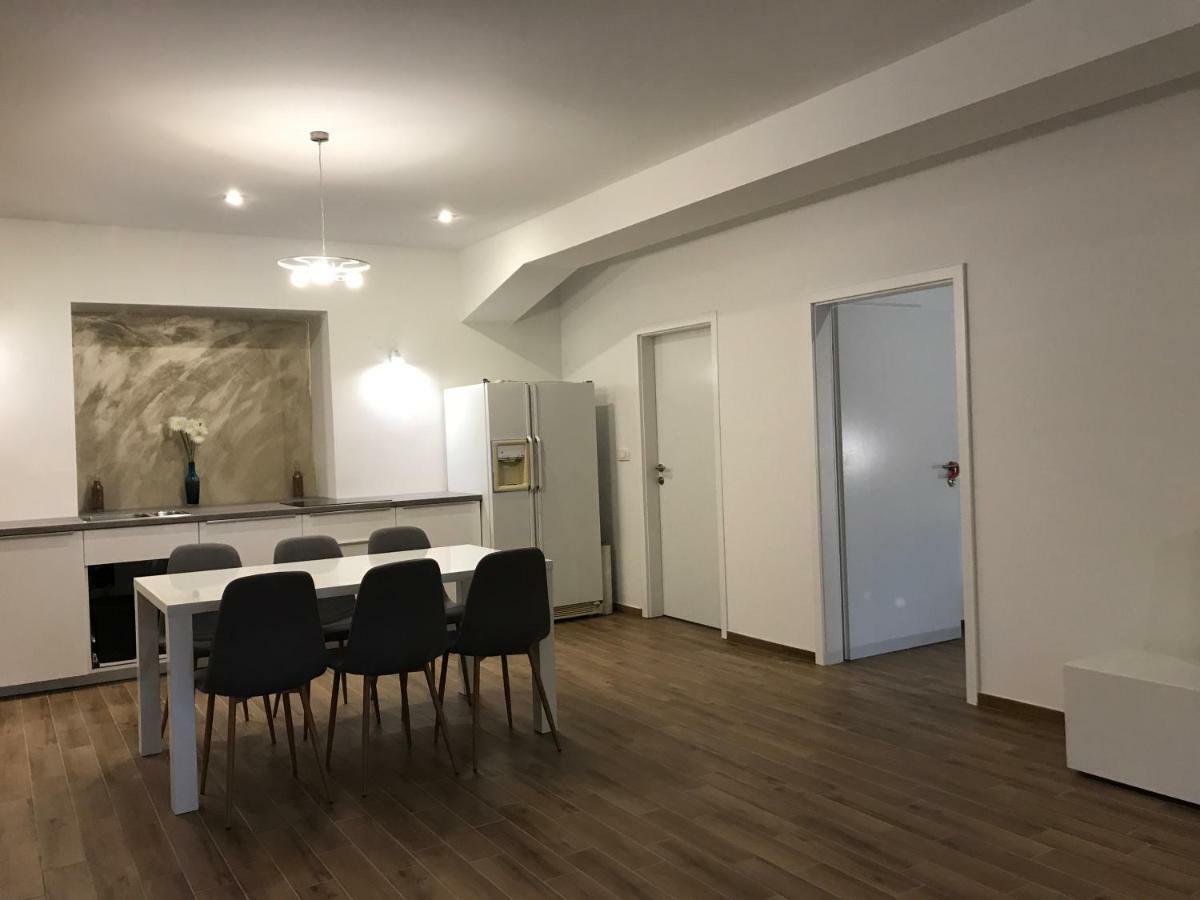 Jure In Lubiana